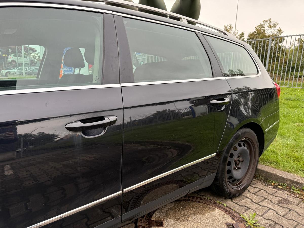 VW Passat 3C original Tür hinten links LC9X Deep Black Perl Variant Kombi BJ10
